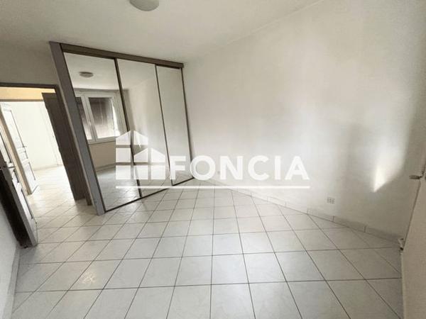 Location Appartement 4 pièces 77.53 m² - 3 ALLEE SAINTE BEUVE Valence 26000