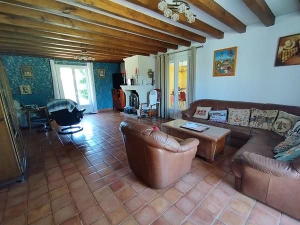 Maison 9 pièces 211 m2