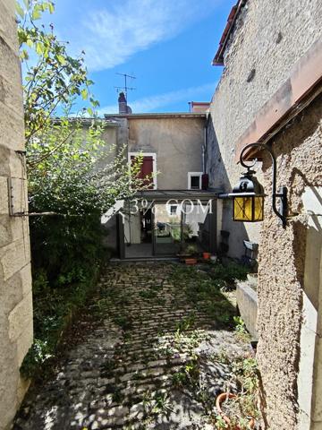 Maison de village 5 pièce(s) 3 chambre(s) 126 m²