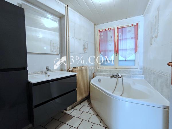 Maison de village 5 pièce(s) 3 chambre(s) 126 m²