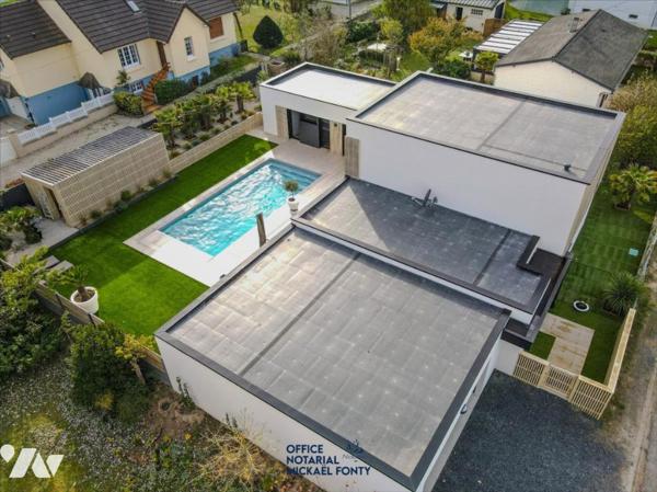 AGON-COUTAINVILLE Maison contemporaine avec piscine