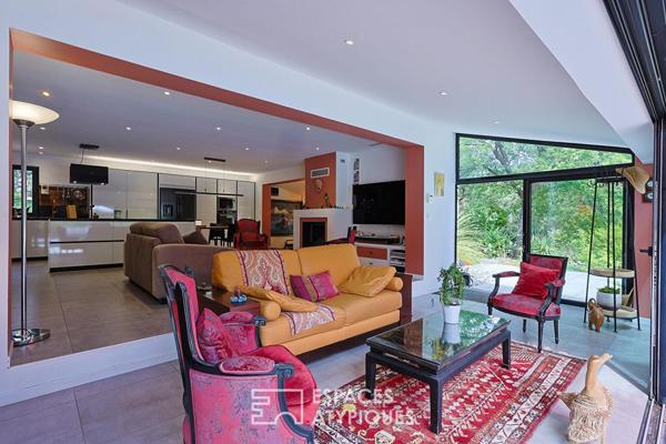 Villa de plain-pied au coeur de la nature avec piscine