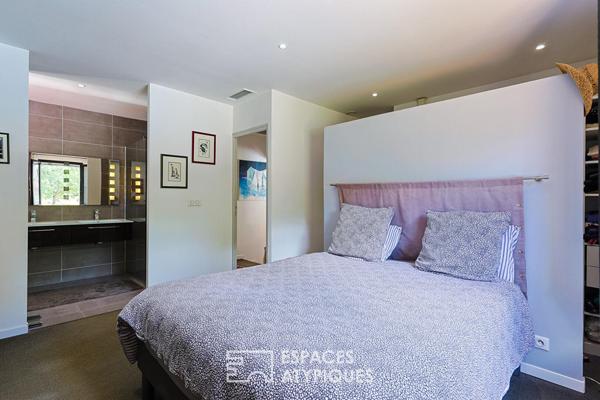 Villa de plain-pied au coeur de la nature avec piscine