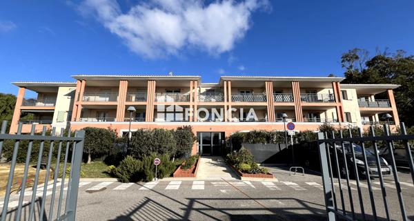 À vendre Appartement 3 pièces 61.68 m² - Bormes-les-mimosas 83230