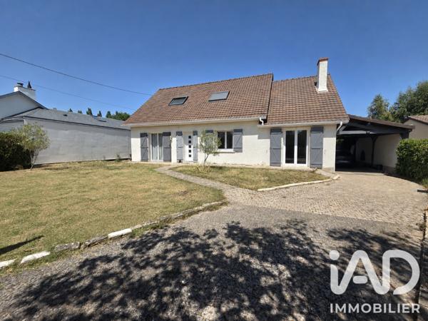 Location maison 6 pièces 160 m² Saint-Denis-en-Val