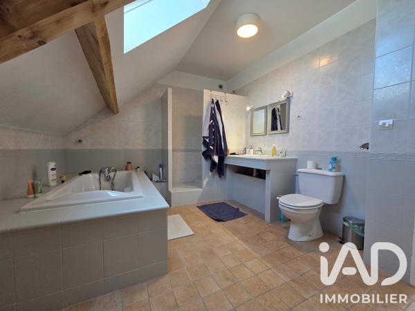 Location maison 6 pièces 160 m² Saint-Denis-en-Val