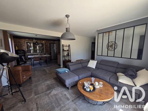 Location maison 6 pièces 160 m² Saint-Denis-en-Val
