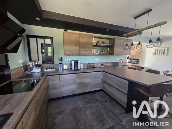Location maison 6 pièces 160 m² Saint-Denis-en-Val