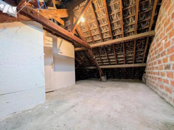 Maison 2 niveau - Garage - Terrain 