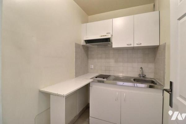 Appartement avec balcon - Saint Fargeau