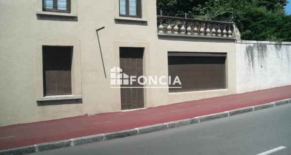Location Local commercial 2 pièces 40.96 m² - Pont-évêque 38780