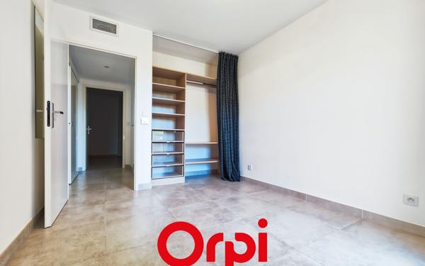 Appartement à vendre    4 pièces • 131,92 m2 Bandol