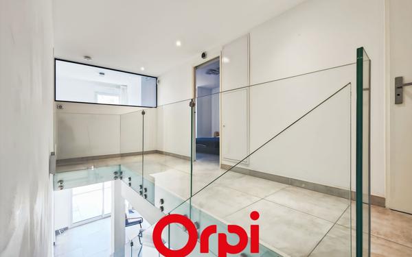 Appartement à vendre    4 pièces • 131,92 m2 Bandol