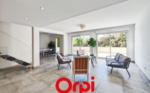 Appartement à vendre    4 pièces • 131,92 m2 Bandol