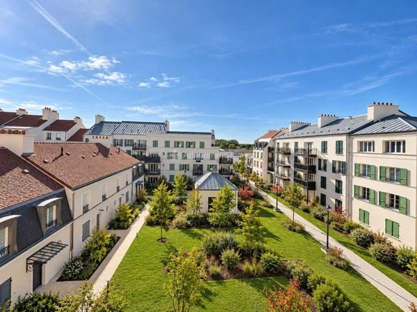 Vente                                                      Appartement
                        
                     3 pièces                      60 m2                     à Serris