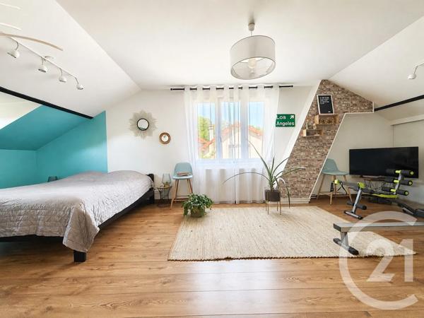 Maison à vendre  8 pièces - 181 m 2   VAUREAL  - 95