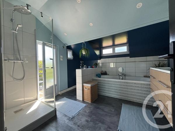 Maison à vendre  8 pièces - 181 m 2   VAUREAL  - 95