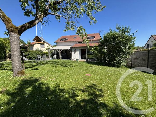 Maison à vendre  8 pièces - 181 m 2   VAUREAL  - 95