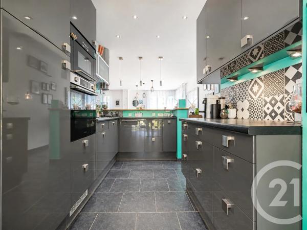 Maison à vendre  8 pièces - 181 m 2   VAUREAL  - 95
