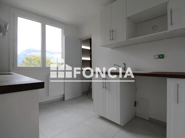 Location Appartement 3 pièces 64.65 m² - 14 RUE SACCO ET VANZETTI Saint Martin D'heres 38400