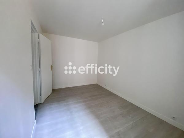 Appartement
         3 pièces
        - 85 m²