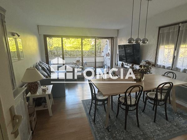 Location Appartement 3 pièces 75.8 m² - 3 CHEMIN JULES REY La Tronche 38700