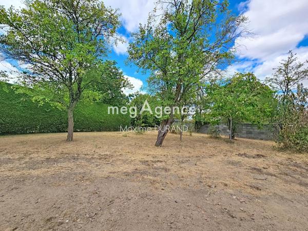 Terrain à LA ROMAGNE, 49740 - 455m²