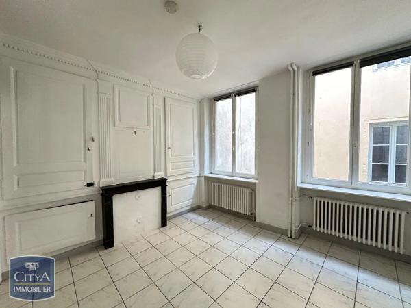 Appartement à louer 2 pièces 51.97m² Mâcon (71000)