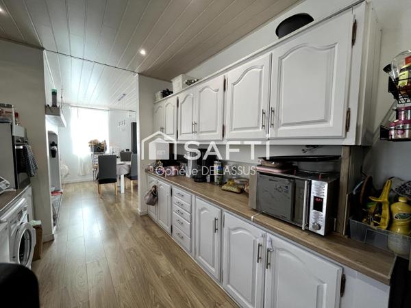 À SAINT-CLÉMENT, MAISON FAMILIALE AVEC GARAGE ET GRAND TERRAIN