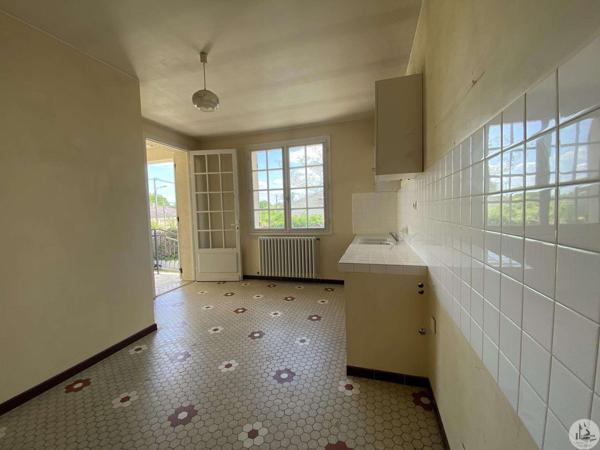 Aux abords de Castillonnès, maison sur sous-sol