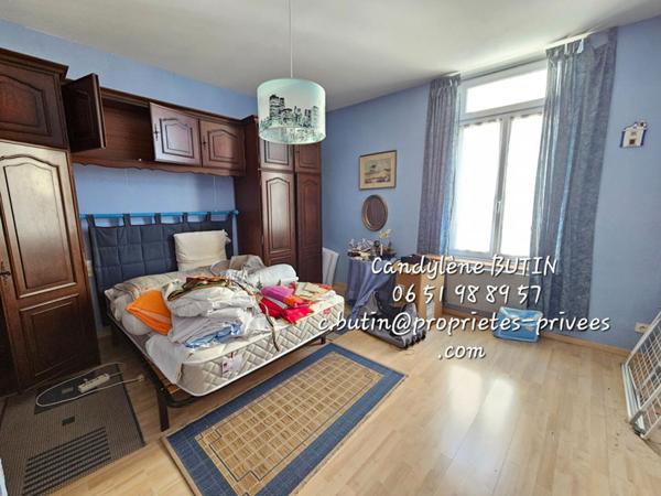 Maison de type vigneronne avec extérieur