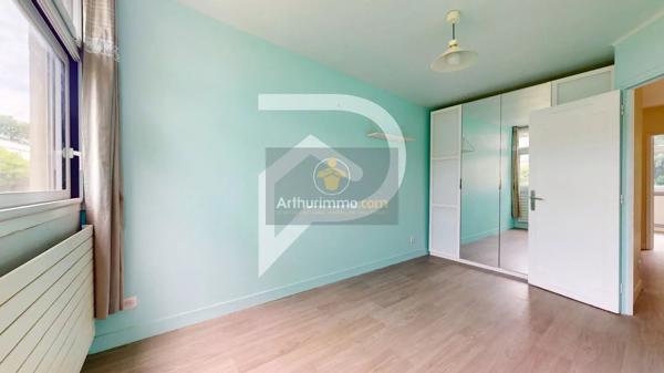 Vente                                                      Maison
                        
                     5 pièces                      106 m2                     à Marly-le-Roi