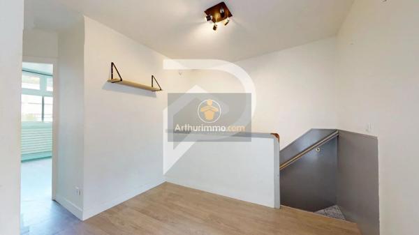 Vente                                                      Maison
                        
                     5 pièces                      106 m2                     à Marly-le-Roi