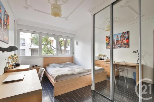 Appartement F5 à vendre  4 pièces - 101,03 m 2   PARIS  - 75016