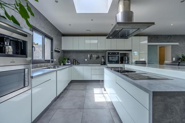 Volumes, lumière et confort optimal pour cette maison contemporaine