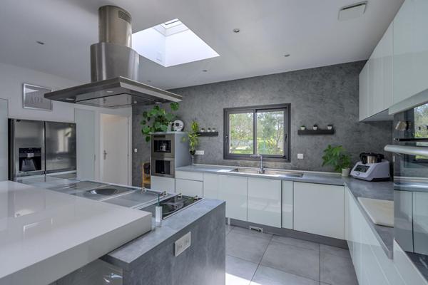Volumes, lumière et confort optimal pour cette maison contemporaine