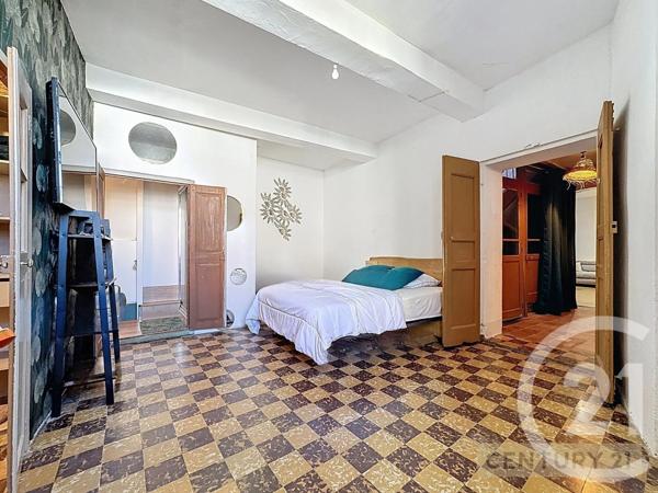 Maison à vendre  4 pièces - 217,40 m2 THUIR - 66