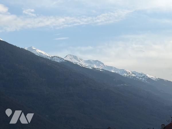 EXCLUSIVITE - ALBERTVILLE - APPARTEMENT - 2( possible 3) Chambres - Vue dégagée - Dernier Etage