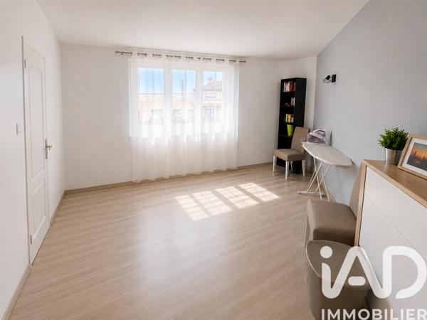 Appartement à vendre 4 pièces 64,78 m² Sainte-Geneviève-des-Bois