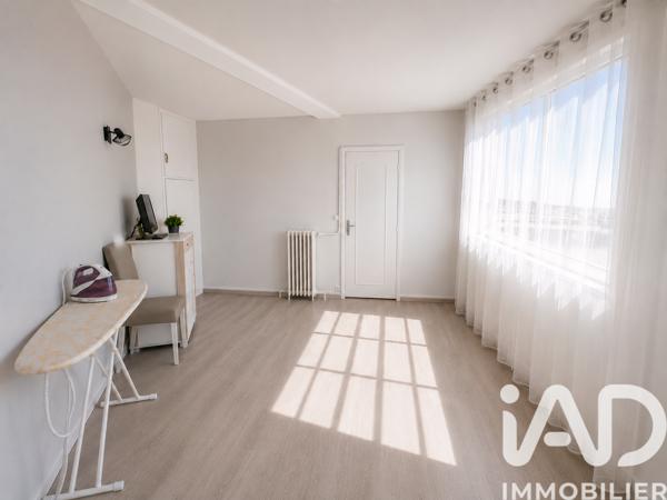 Appartement à vendre 4 pièces 64,78 m² Sainte-Geneviève-des-Bois
