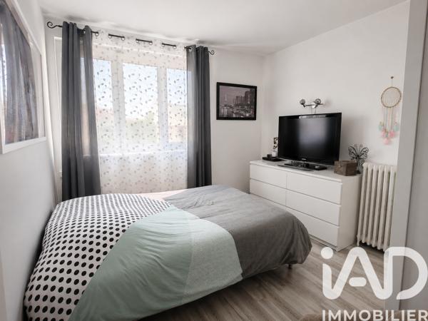Appartement à vendre 4 pièces 64,78 m² Sainte-Geneviève-des-Bois