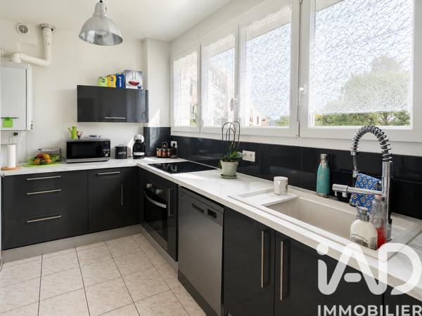 Appartement à vendre 4 pièces 64,78 m² Sainte-Geneviève-des-Bois