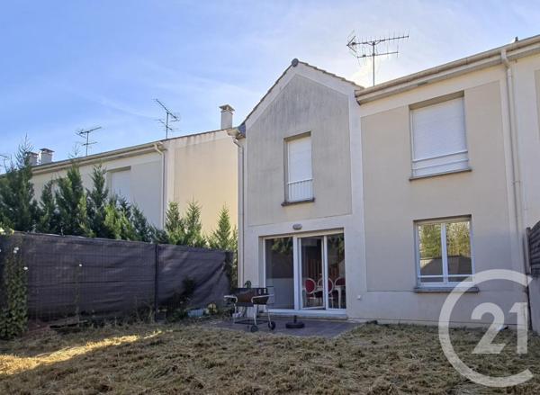 Maison à vendre  5 pièces - 81 m 2   CLAYE SOUILLY  - 77