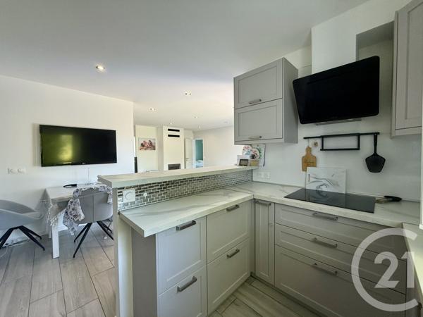Maison à vendre  5 pièces - 81 m 2   CLAYE SOUILLY  - 77
