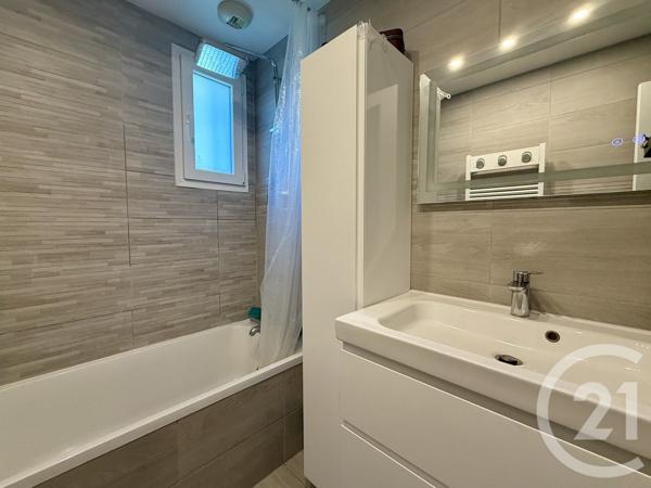 Maison à vendre  5 pièces - 81 m 2   CLAYE SOUILLY  - 77