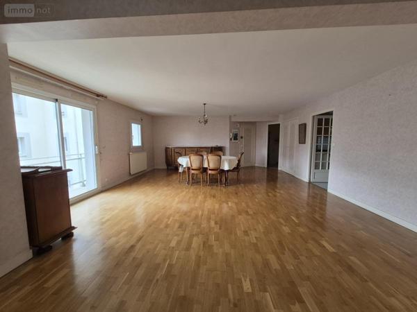 Appartement à louer à Malestroit dans le Morbihan (56140), ref : 56049-L1
