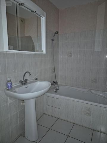 Appartement à louer à Malestroit dans le Morbihan (56140), ref : 56049-L1