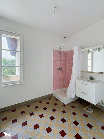 Immeuble à vendre 488 250 € Faverolles-sur-Cher 298 m² DPE D