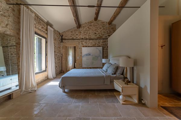 Uzès région - Un bijou caché à proximité du Pont du Gard Uzès (30700)