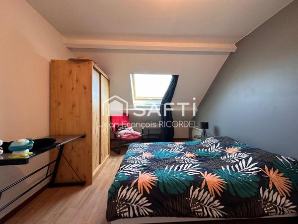 Maison avec studio, en lotissement située à l'entrée de Saint-Nazaire